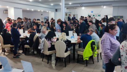CONSTANȚA/TULCEA: Peste 300 de persoane au fost selectate în vederea angajării, la bursa generală a locurilor de muncă
