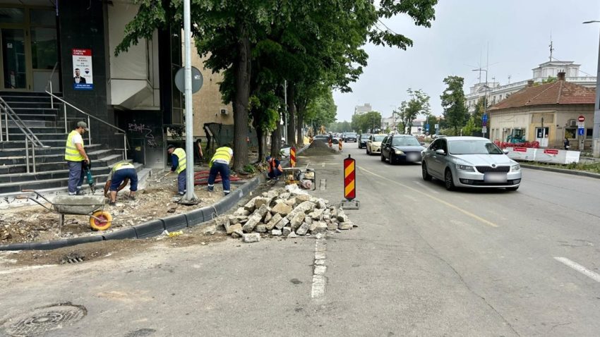 Se reiau lucrările pe bulevardul Mamaia. Traficul rutier va fi restricționat parțial