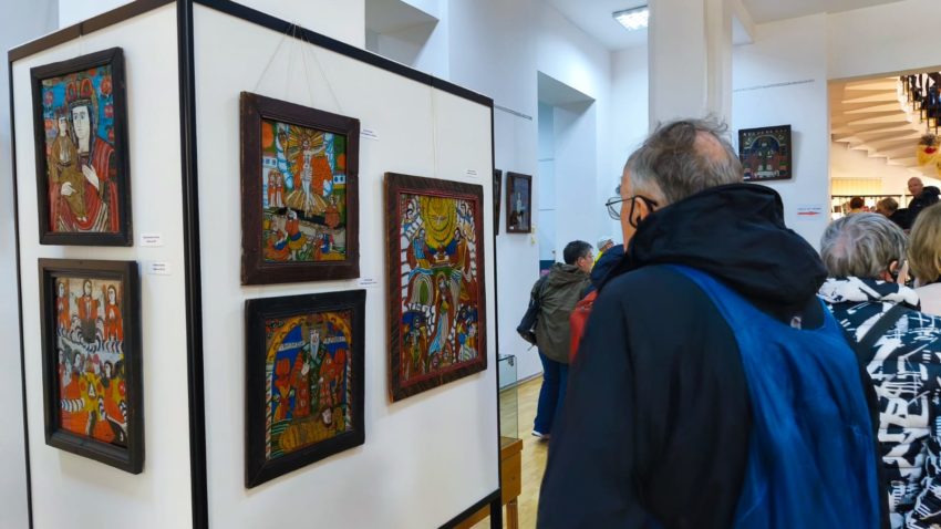 AUDIO | La Muzeul de Artă Populară este deschisă expoziția temporară dedicată Paștelui
