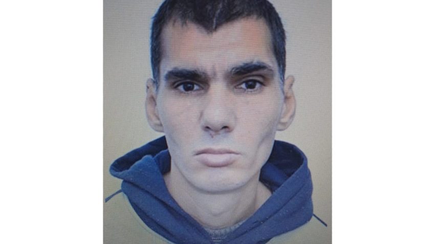 TULCEA: Dacă aveți informații despre acest bărbat, sunați la 112. Este căutat de familie