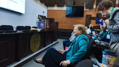 Interviu cu profesorul emerit UOC, membră fondatoare a Asociației Române de Istorie a Presei, jurnalista Aurelia Lăpușan: “Dincolo de asprimile politice, de crizele economice, de stările conflictuale care sunt în general în societate, presa rămâne un punct foarte important pentru noi toți”