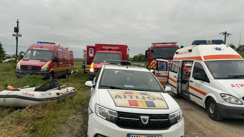 UPDATE | Bărbatul căzut în canalul Dunăre – Marea Neagră, la Medgidia, nu a putut fi salvat