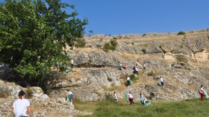 Asociația Sportivă Activ Pontica din Constanța organizează o acțiune de ecologizare în Cheile Dobrogei