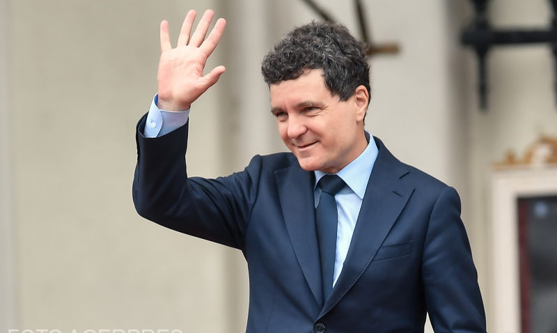 Preşedintele ales, Nicuşor Dan, depune luni jurământul în plenul reunit al Parlamentului