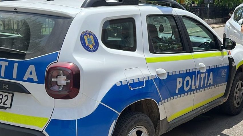ARGEȘ: Elev atacat și rănit de un coleg cu maceta, la un liceu din Pitești
