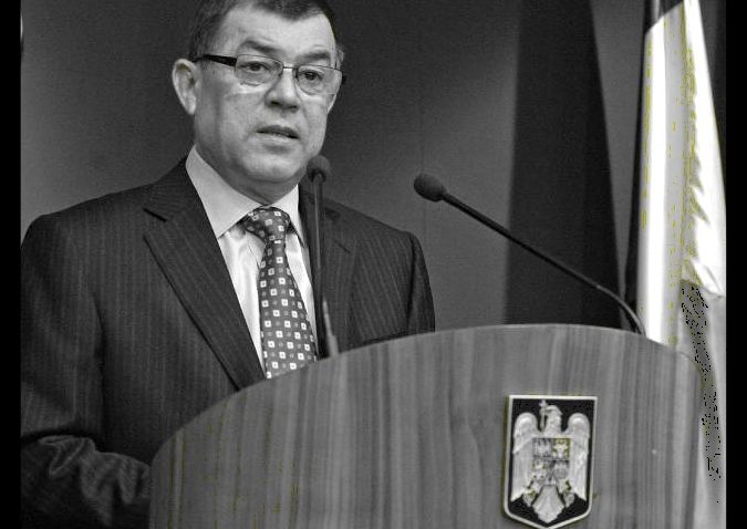 A murit Radu Stroe, fost ministru de Interne