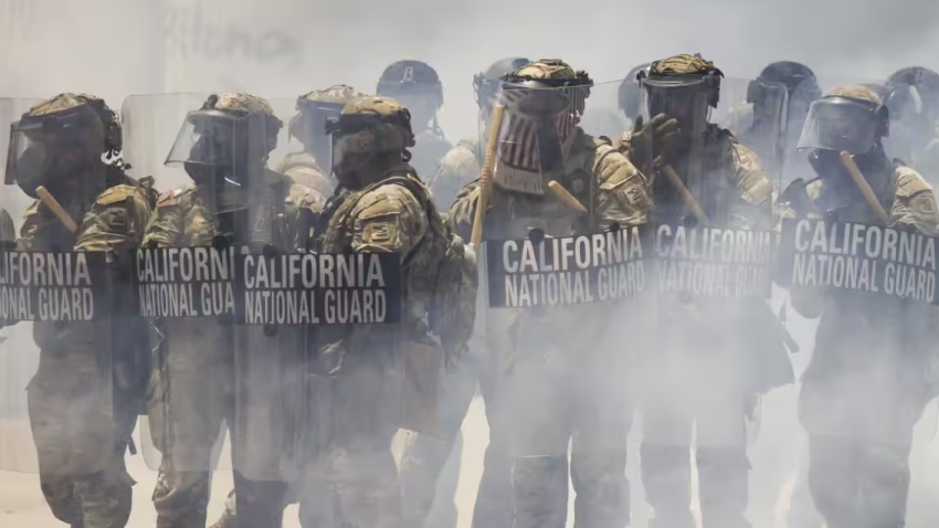SUA: LAPD emite o interdicție de întrunire în centrul orașului Los Angeles după a treia zi de proteste
