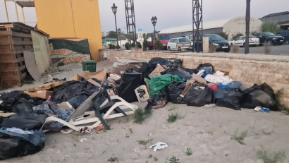Operator de plajă din NĂVODARI, amendat din cauza depozitării gunoaielor pe nisip!