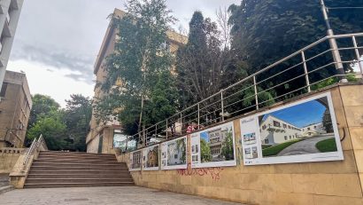 TULCEA: Piața Civică găzduiește o expoziție itinerantă despre arhitectura interbelică