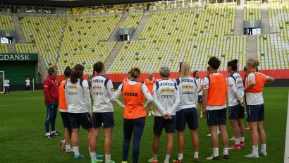 Naționala de fotbal feminin a României joacă astăzi cu Polonia