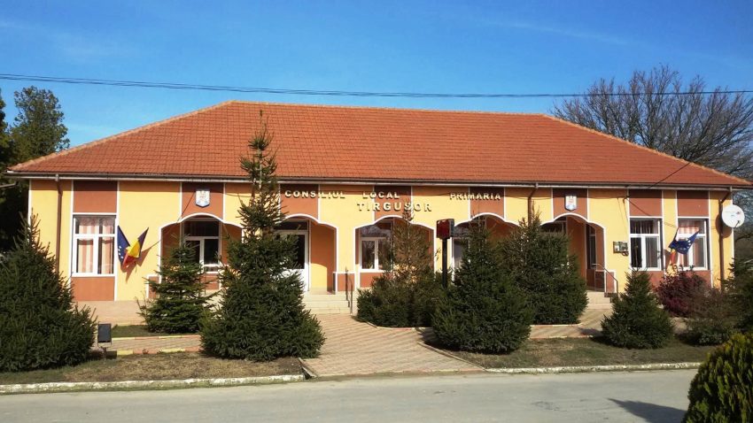 Primaria Targusor - foto - Nicu Ispas