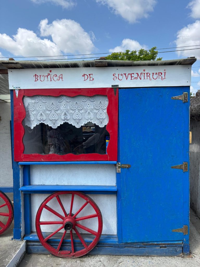 curtea Gospodariei Traditionale „Suvenir din Dobrogea” – foto - MAP