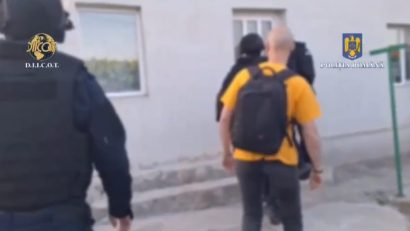LUMINA: Percheziție domiciliară în cazul unui tânăr de 20 de ani, bănuit de trafic de droguri de mare risc