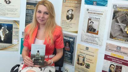 AUDIO | Poeta Amelia Stănescu își lansează noul său volum de versuri cu titlul – “Singurătăți de împrumut”