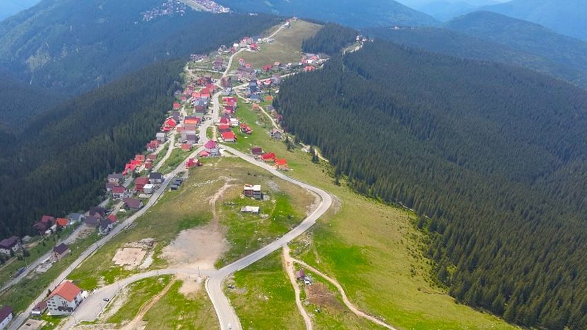 Transalpina și Transfăgărășan, redeschise circulației rutiere