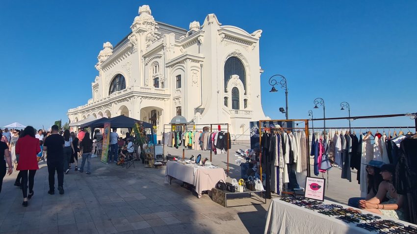 VIDEO | Petreceri private și talcioc, pe faleza Cazinoului din Constanța