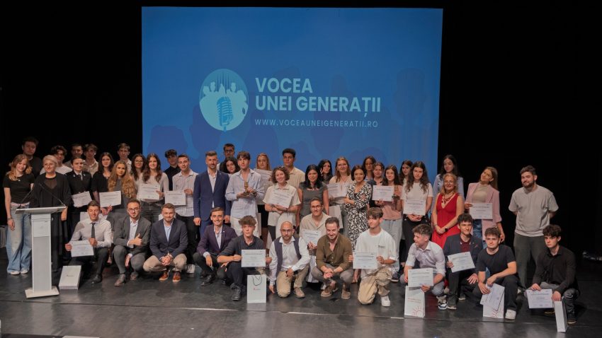 Elevi din Tulcea și Constanța, premiați la Concursul de discursuri publice „Vocea unei Generații”