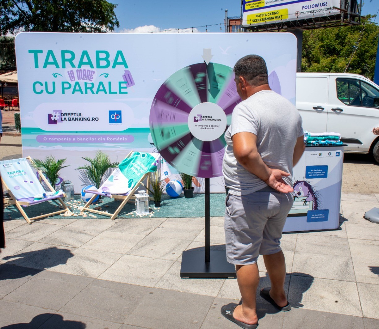 1. Peste 500 de turiști au participat la „Taraba cu Parale” de la Mamaia
