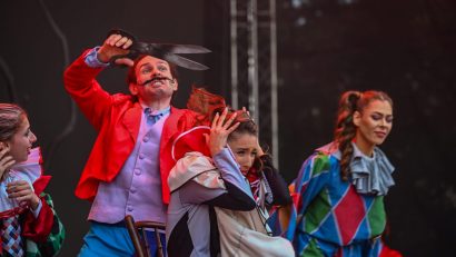 SEAS 2025 | „Bărbierul din Sevilla” de Gioachino Rossini, o seară de operă sub cerul liber