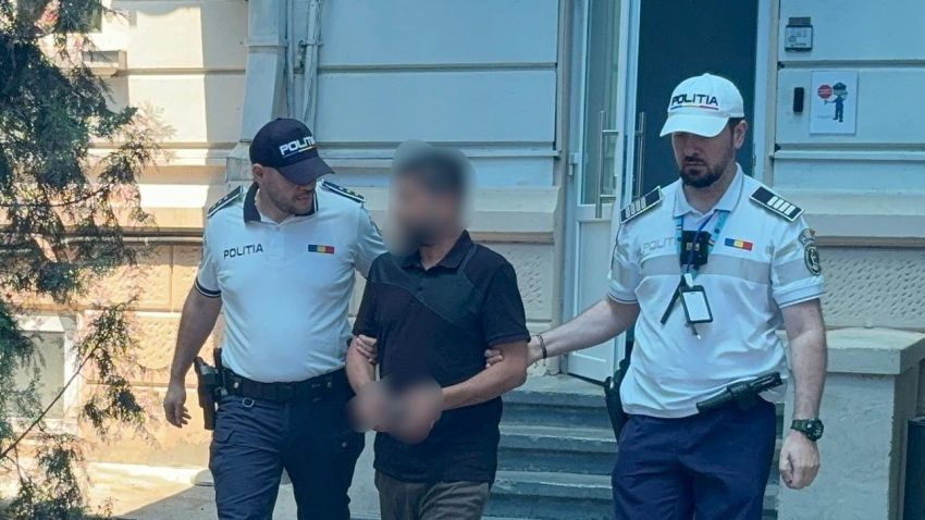 Un bărbat prins la volan cu o alcoolemie de 1,39 mg/l alcool pur în aerul expirat și implicat într-o tamponare, reținut de polițiștii constănțeni