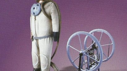 Piesa de Patrimoniu: Costumul de scafandru greu de la Muzeul Marinei