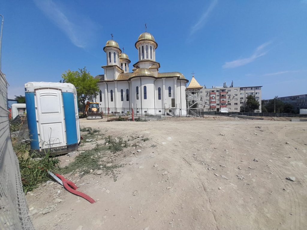 parc galerii Soveja - foto - Adi Bancila