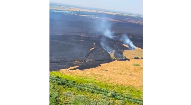 TULCEA: Peste 300 de tone de apă, folosite de elicopterele MAI pentru lichidarea incendiului de la Chilia Veche