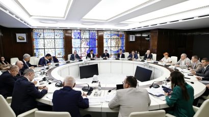 Ilie Bolojan – întâlnire de lucru cu reprezentanții Asociației Municipiilor: Investițiile PNRR vor continua într-o manieră planificată