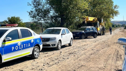 Polițiștii constănțeni au efectuat percheziții într-un dosar penal privind săvârșirea infracțiunilor de înșelăciune și îngroparea deșeurilor