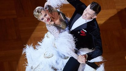 Perechea Rareş Cojoc şi Andreea Matei, triumfătoare la cel mai mare concurs de dans sportiv din lume