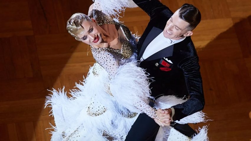 Perechea Rareş Cojoc şi Andreea Matei, triumfătoare la cel mai mare concurs de dans sportiv din lume