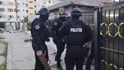 Percheziții domiciliare într-un dosar de proxenetism. Vizați sunt și unii suspecți din județele CONSTANȚA și TULCEA