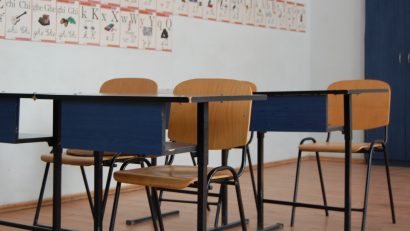Dascălii strâng semnături pentru boicotarea noului an școlar