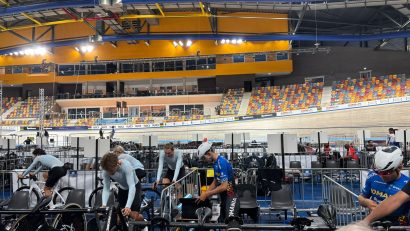 Un ciclist de la CSM Constanța evoluează la Campionatul Mondial de velodrom pentru juniori
