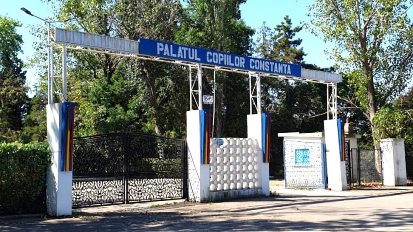 Tribunalul Constanța blochează tăierile de posturi la Palatul Copiilor