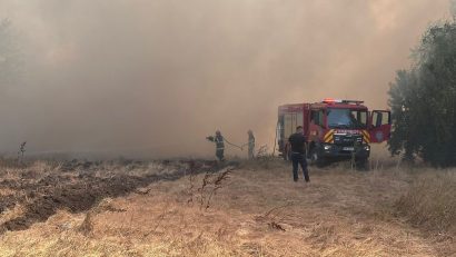 TULCEA: Un alt incendiu de vegetație uscată a izbucnit în apropierea localității Casimcea