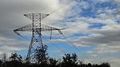 Licitaţie de peste 460 de milioane lei pentru lucrări în reţelele electrice din zona Dobrogei