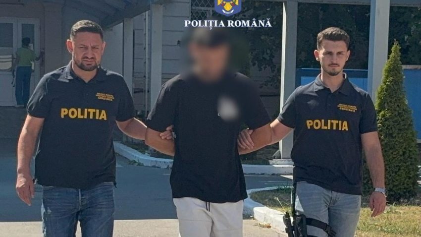 CONSTANȚA: Două tinere obligate să se prostitueze, închise într-un apartament, salvate de polițiști