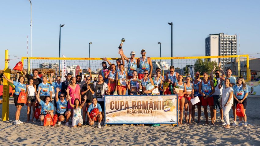 La Mamaia au fost desemnate câștigătoarele Cupei României la volei pe nisip