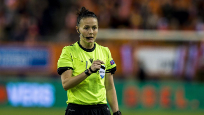 Iuliana Demetrescu va arbitra o partidă în Liga Campionilor la fotbal feminin