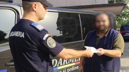 TULCEA: Un jandarm a returnat 7.500 de lei unui bărbat care i-a uitat la bancomat
