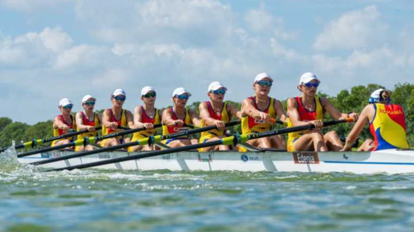 Canotaj: Echipajul feminin de 8+1 al României, medaliat cu argint la Mondiale
