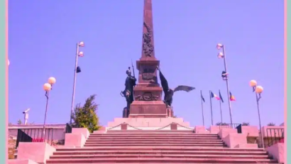 Două clădiri din TULCEA iluminate în roz în data de 1 octombrie 2025