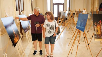 CONSTANȚA: Finalul expoziţiei Silviu Purcărete – 50 de ani de teatru, la Cazinou, în prezenţa marelui regizor