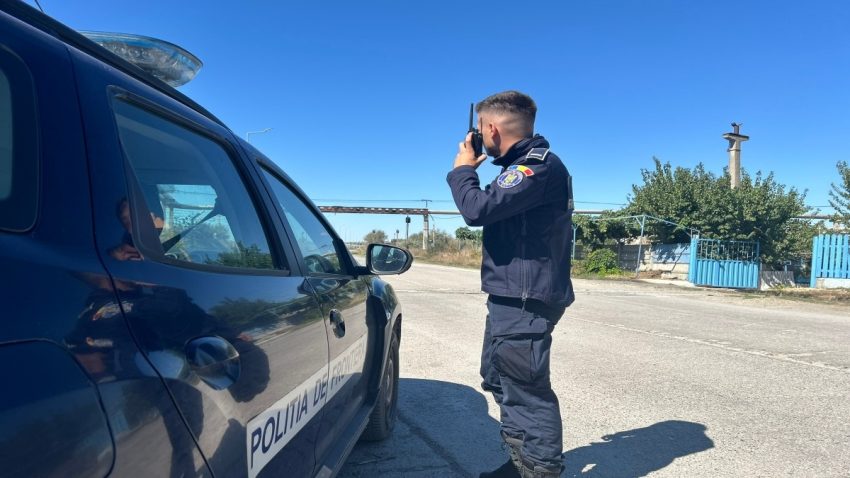 Cetățean kîrgîz cu pașaport danez și permis de conducere false, depistat la Negru Vodă