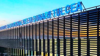 TULCEA: Primul zbor charter de la Tel Aviv, din seria celor programate luna aceasta, a aterizat pe Aeroportul „Delta Dunării”