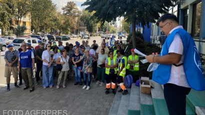 TULCEA: Sindicaliștii Cartel Alfa au protestat în fața Prefecturii