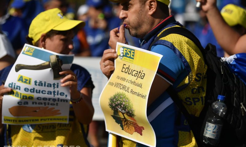 Sindicaliștii din Educație continuă protestele până când măsurile asumate de Guvern privind învățământul vor fi anulate