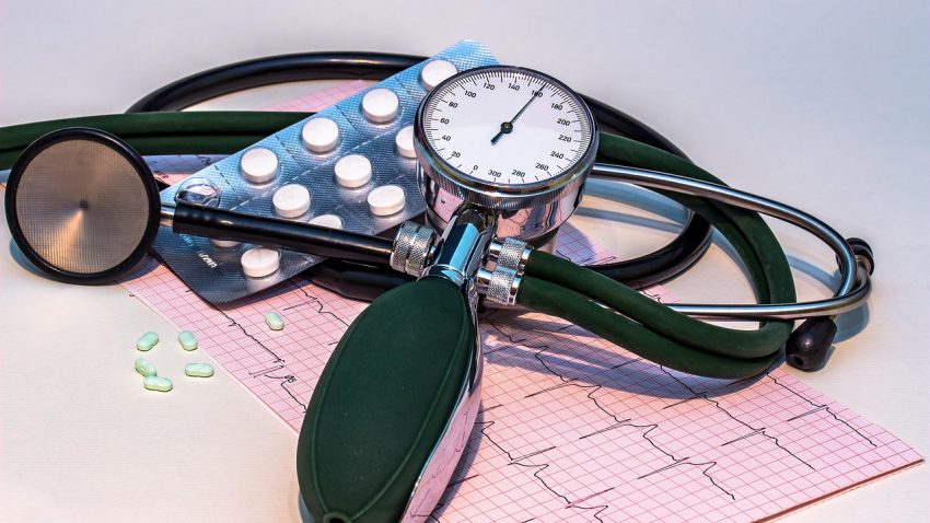 Terapia cu statine este sigură şi eficientă pentru reducerea riscului cardiovascular