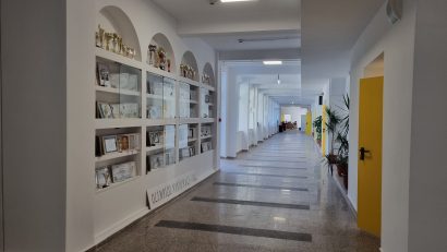 TULCEA: Școli modernizate, cursuri în două schimburi și microbuze noi pentru elevi, la început de an școlar